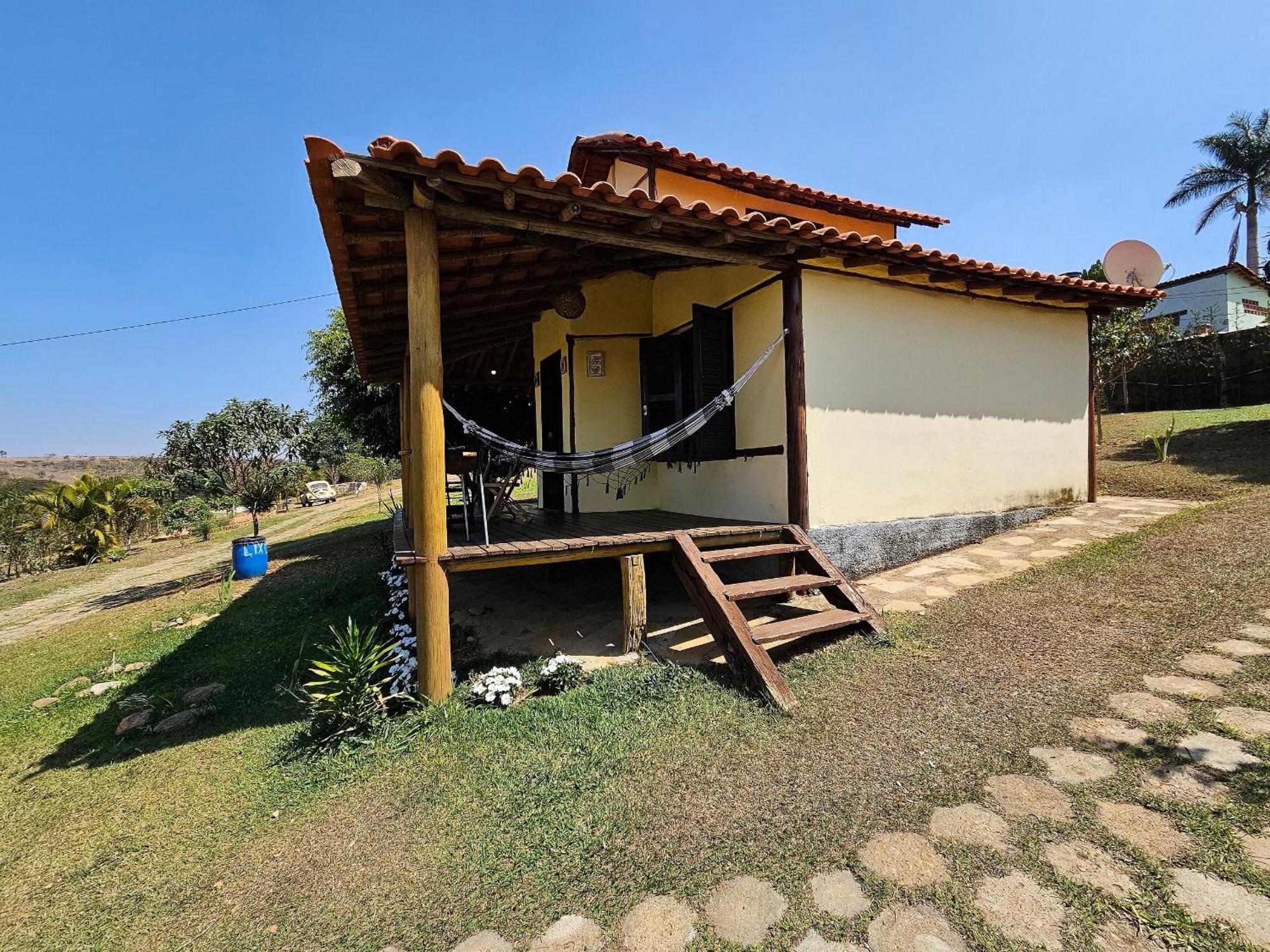 Chales Vila Carrancas - Unidade Centro Exterior photo